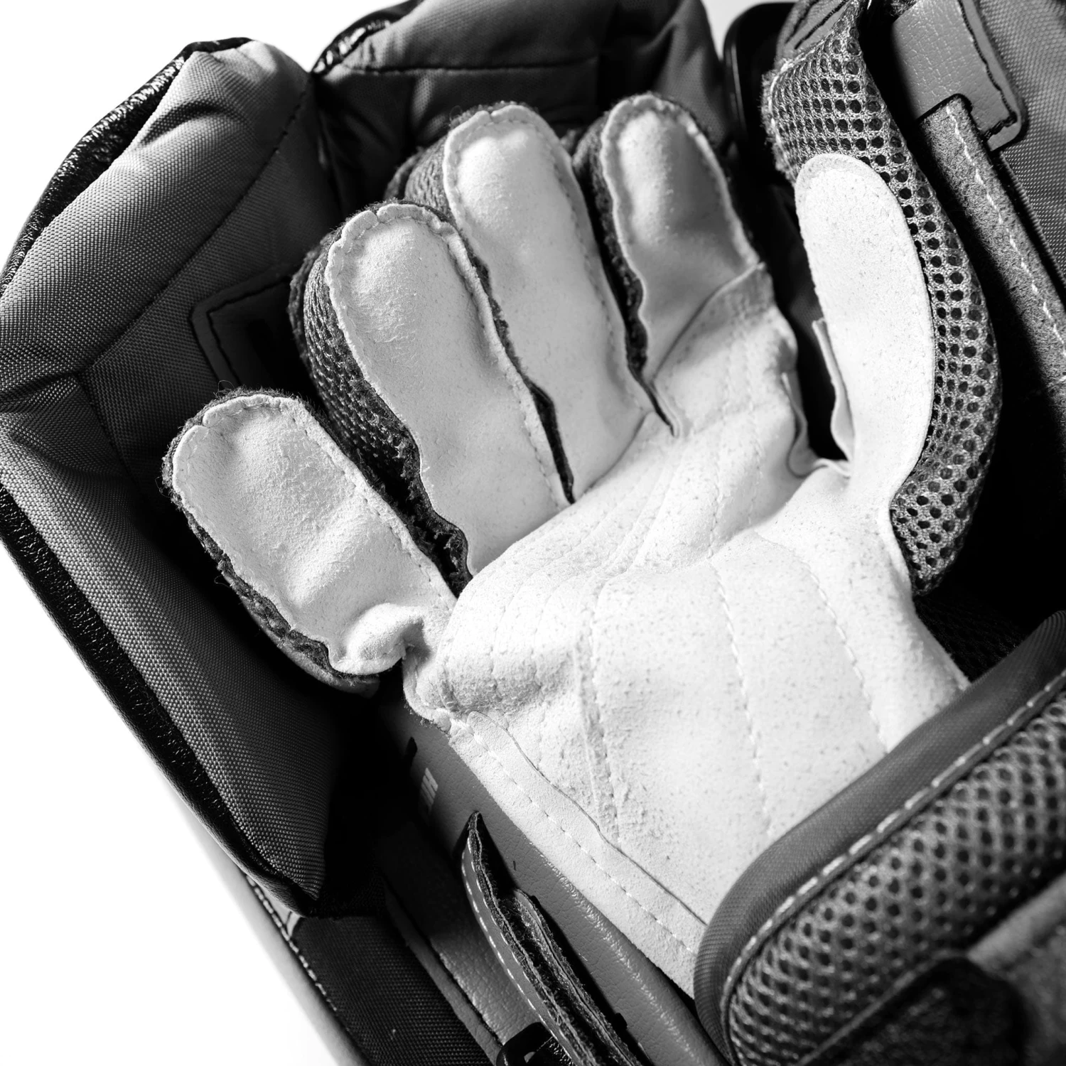 Warrior Ritual G4 Pro Stock Senior Goalie Blocker - Dusty 3 Warrior Ritual G4 Pro Stock Senior Goalie Blocker - Dusty - Image 3