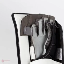 Warrior Ritual G4 Youth Goalie Blocker 24 Warrior Ritual G4 Youth Goalie Blocker -Warrior warrior blockers warrior ritual g4 youth goalie blocker 4565973368898