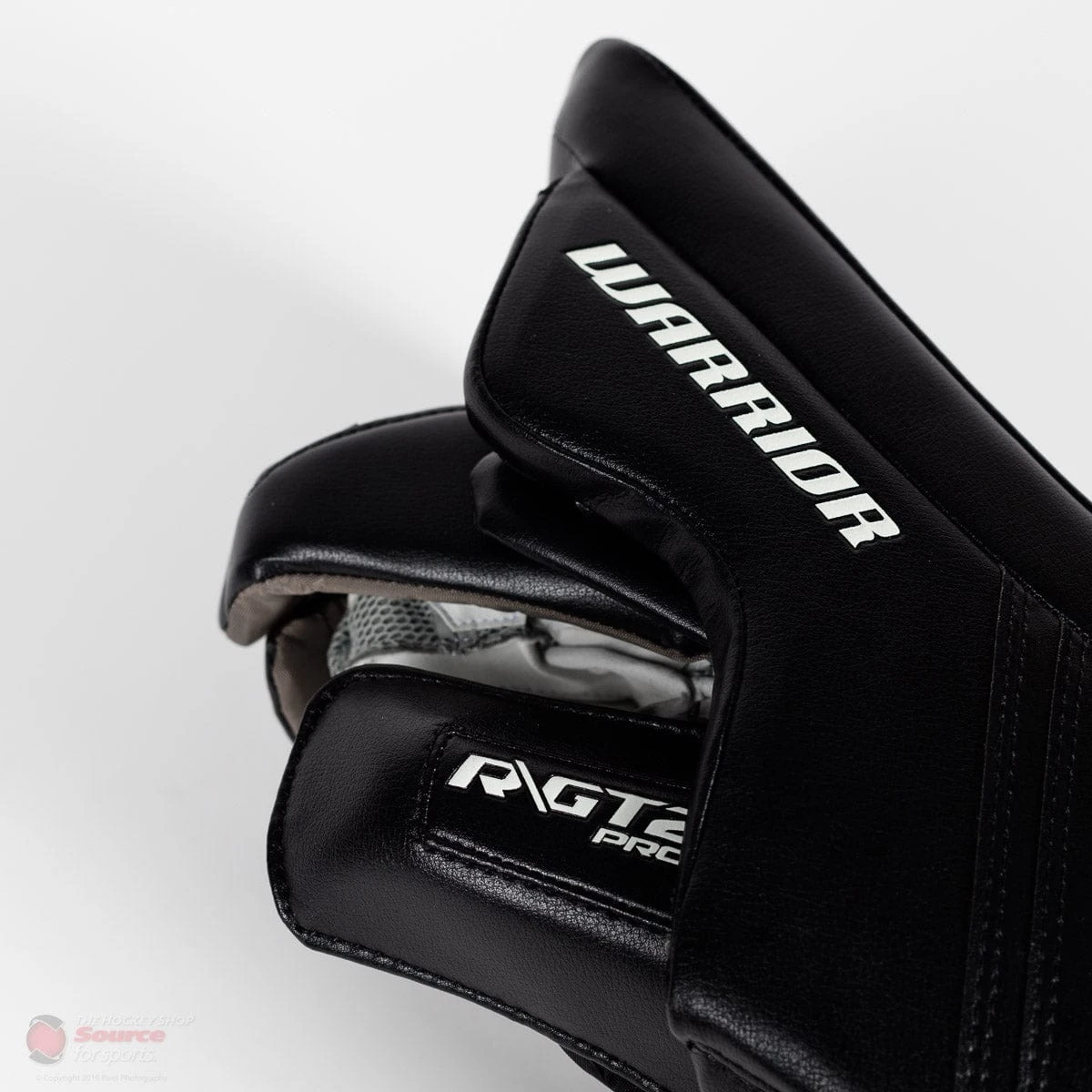 Warrior Ritual GT2 Pro Senior Goalie Blocker 3 Warrior Ritual GT2 Pro Senior Goalie Blocker - Image 3