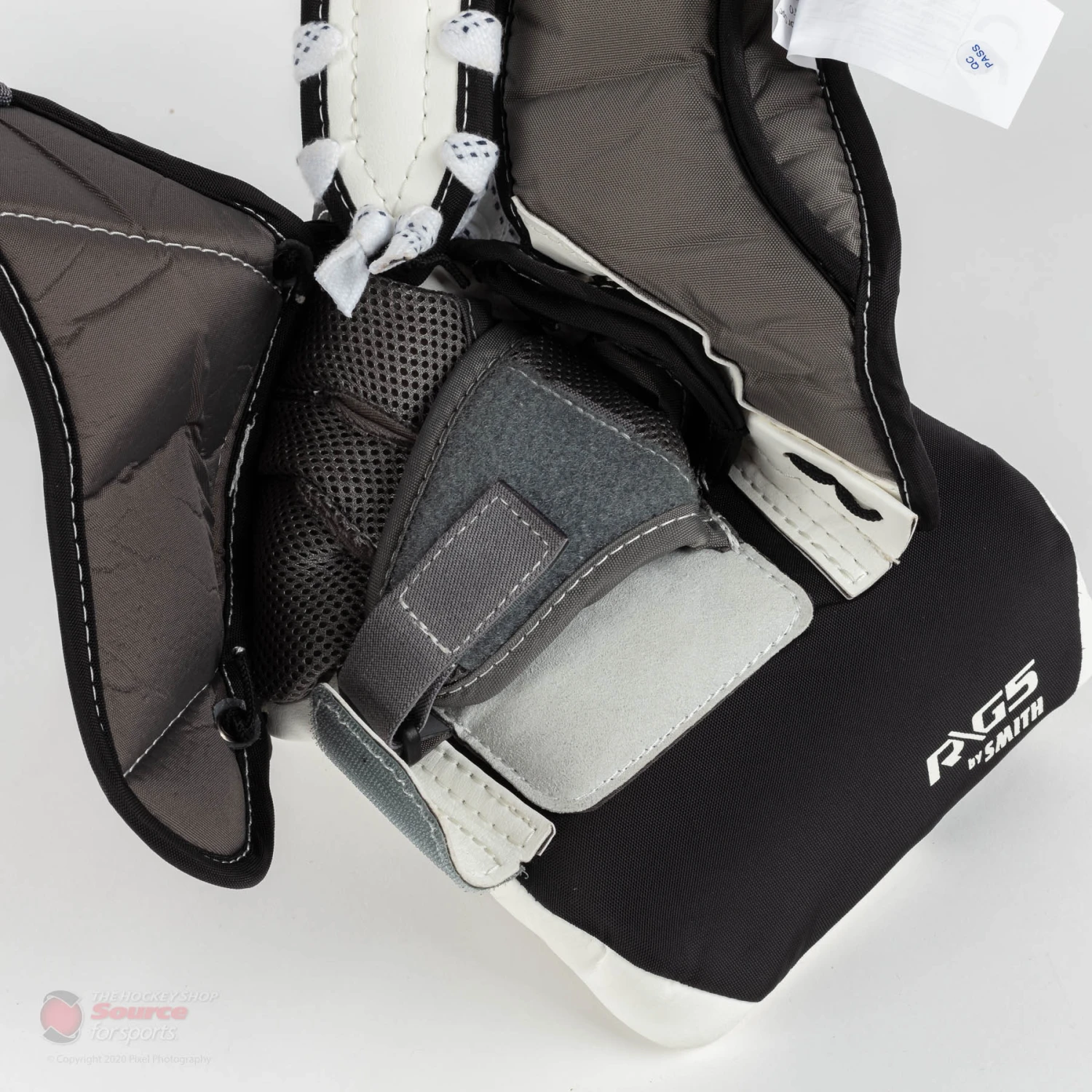 Warrior Ritual G5 Junior Goalie Catcher 7 Warrior Ritual G5 Junior Goalie Catcher - Image 7