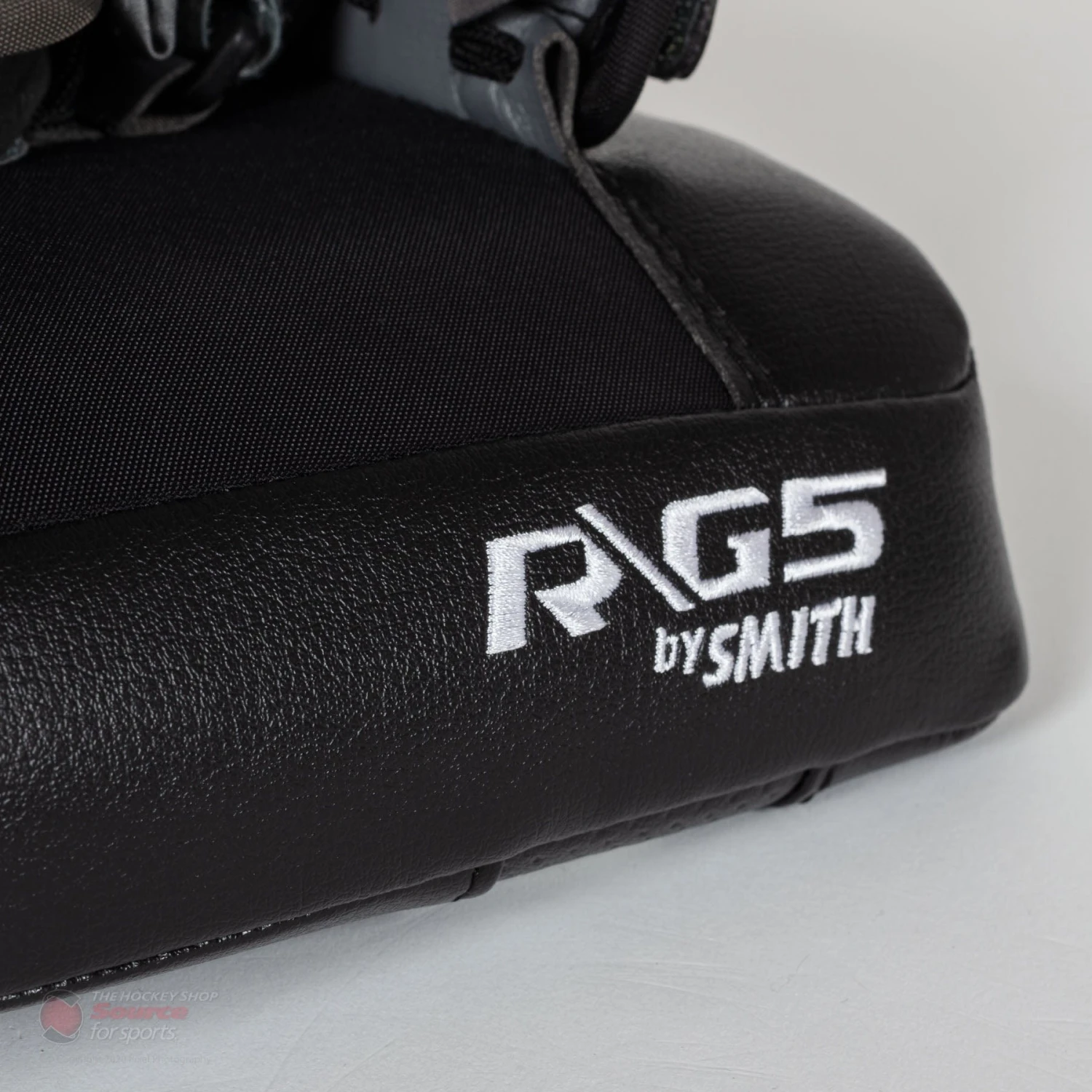 Warrior Ritual G5 Pro Senior Goalie Catcher 6 Warrior Ritual G5 Pro Senior Goalie Catcher - Image 6