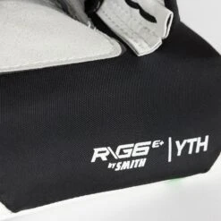 Warrior Ritual G6 E+ Youth Goalie Catcher -Warrior warrior catchers warrior ritual g6 e youth goalie catcher 29106391810114