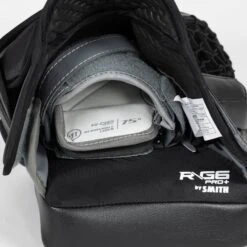 Warrior Ritual G6 Pro+ Senior Goalie Catcher -Warrior warrior catchers warrior ritual g6 pro senior goalie catcher 29106393677890