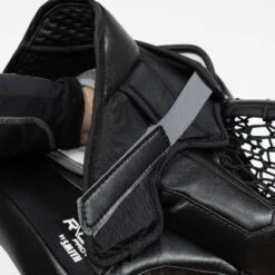 Warrior Ritual G6 Pro+ Senior Goalie Catcher -Warrior warrior catchers warrior ritual g6 pro senior goalie catcher 29106393808962