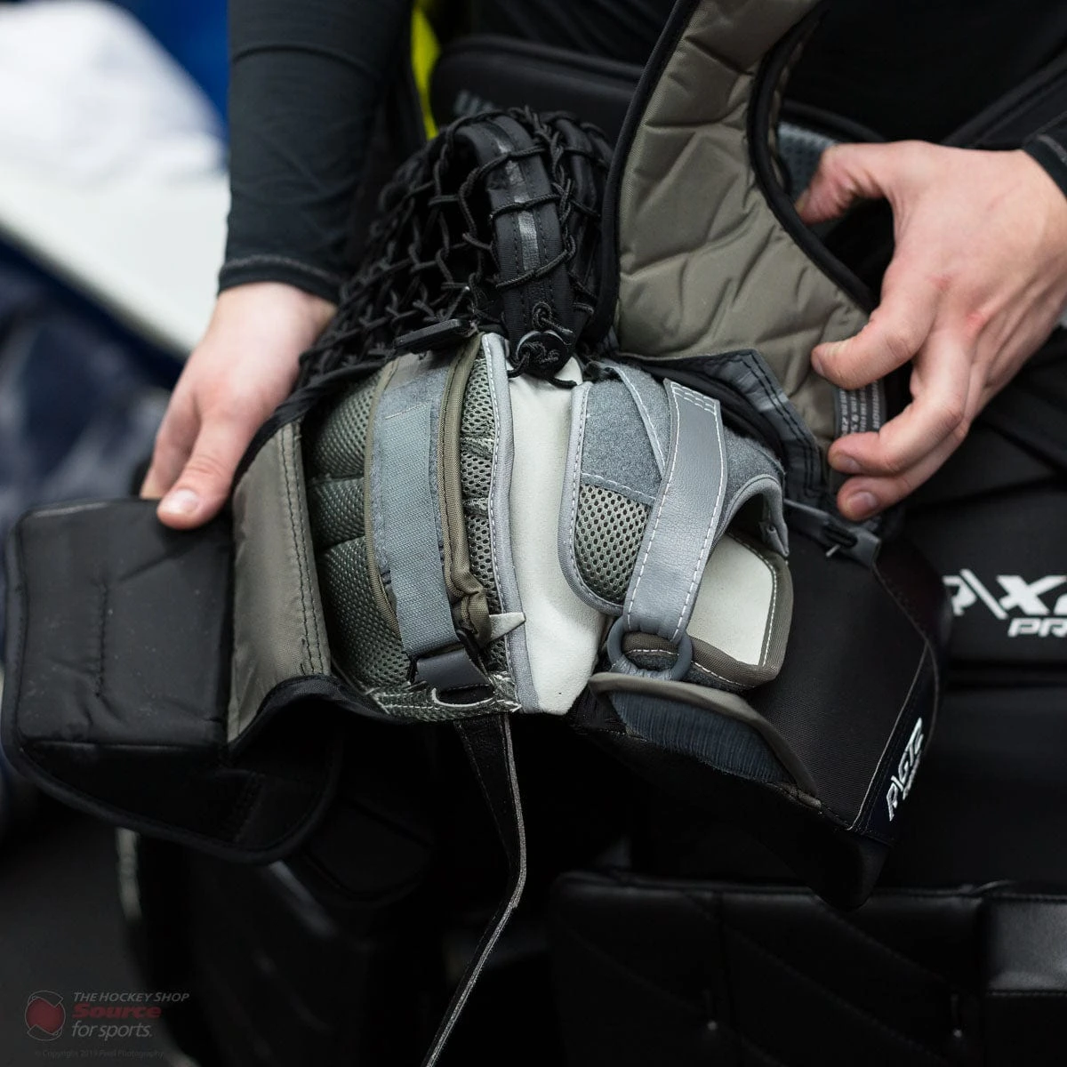 Warrior Ritual GT2 Pro Senior Goalie Catcher 14 Warrior Ritual GT2 Pro Senior Goalie Catcher - Image 14