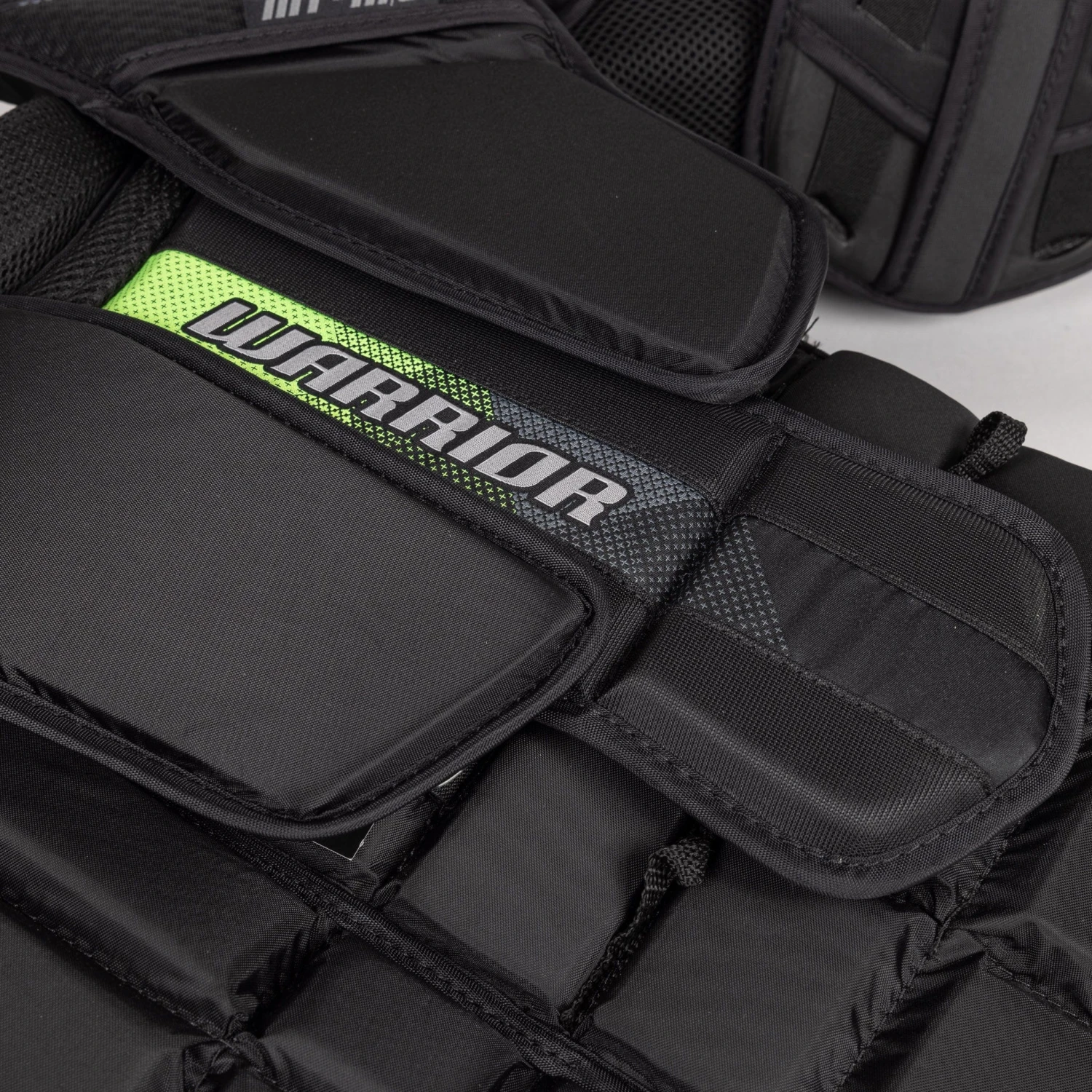 Warrior Ritual X4 E+ Intermediate Chest & Arm Protector 9 Warrior Ritual X4 E+ Intermediate Chest & Arm Protector - Image 9