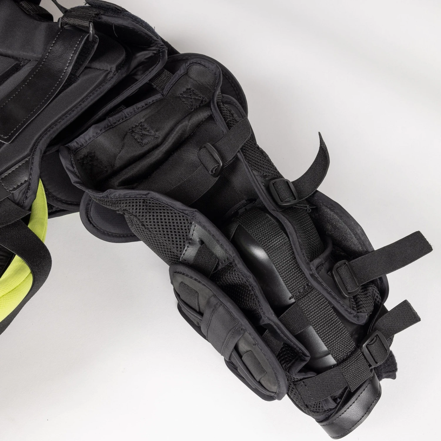 Warrior Ritual X4 E+ Intermediate Chest & Arm Protector 2 Warrior Ritual X4 E+ Intermediate Chest & Arm Protector - Image 2