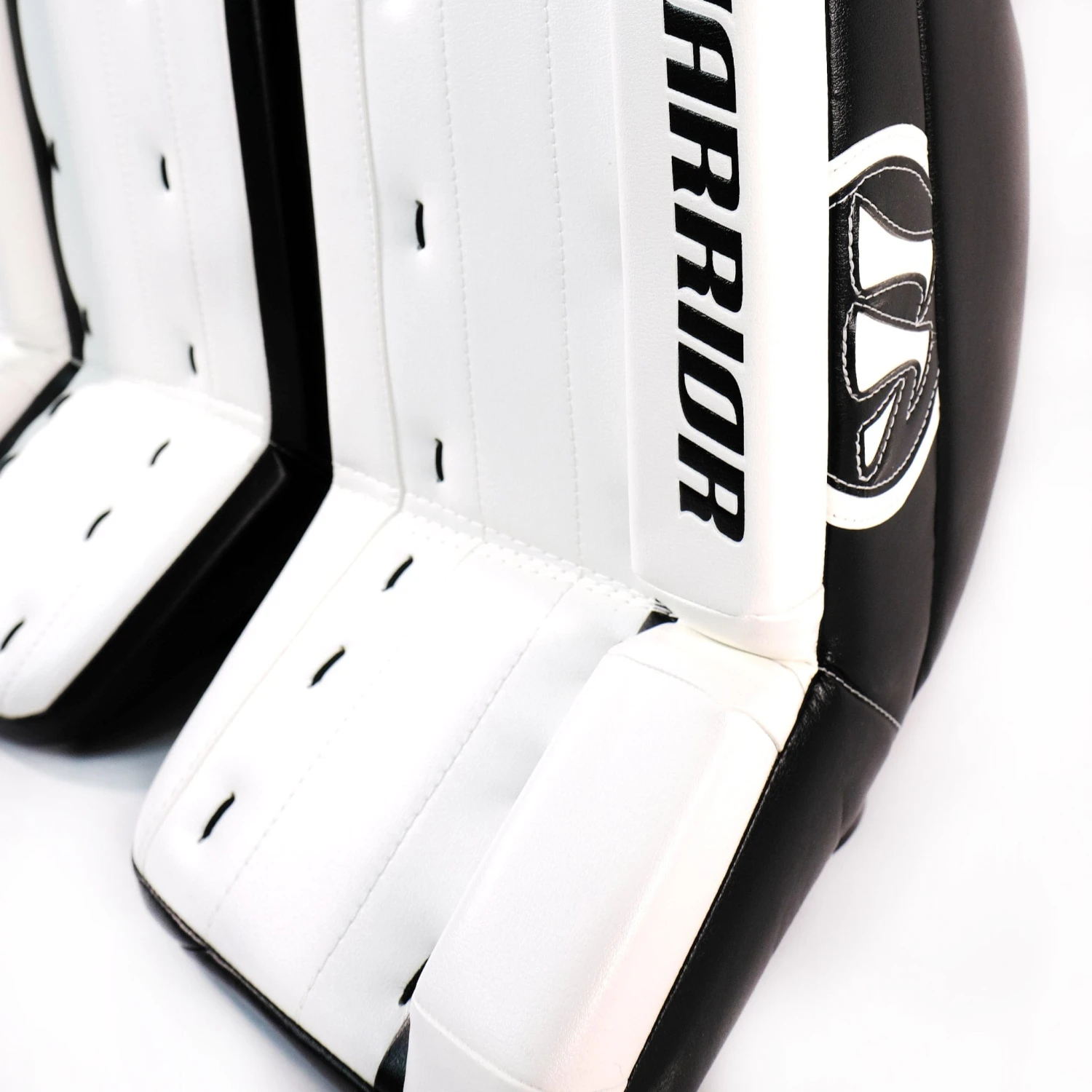 Warrior Ritual GT2 Classic Senior Goalie Leg Pads 6 Warrior Ritual GT2 Classic Senior Goalie Leg Pads - Image 6