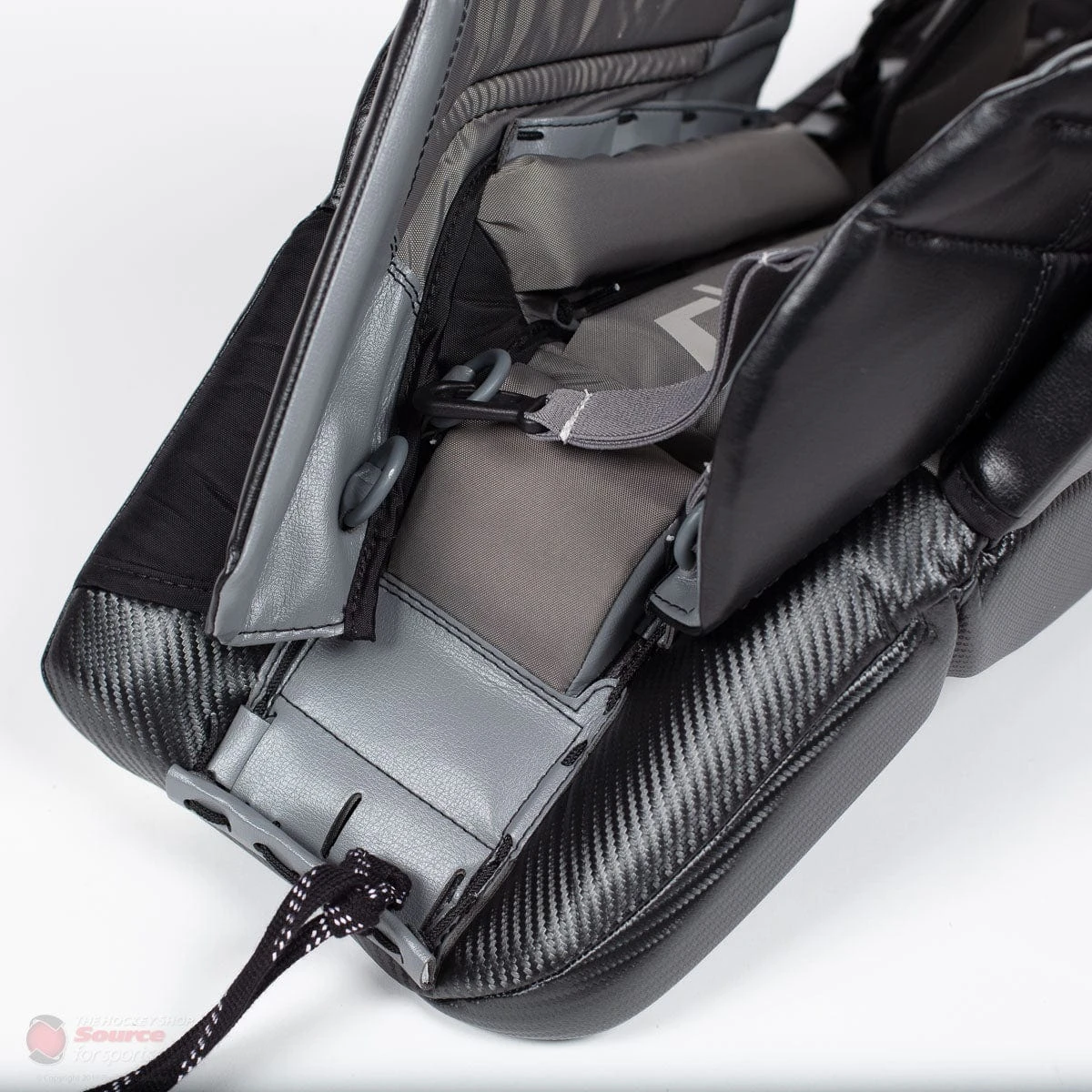 Warrior Ritual GT2 Intermediate Goalie Leg Pads - Source Exclusive 8 Warrior Ritual GT2 Intermediate Goalie Leg Pads - Source Exclusive - Image 8